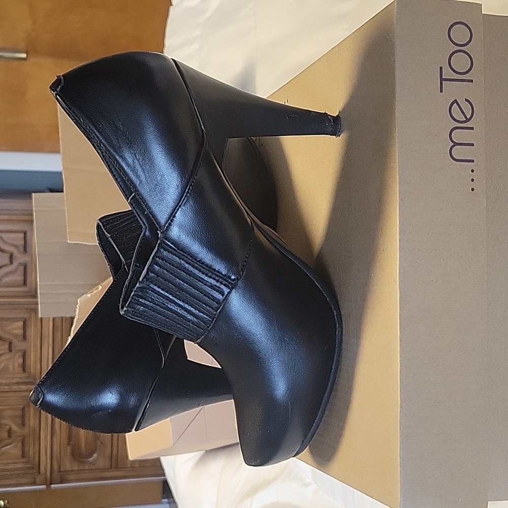 Me Too Black Heels